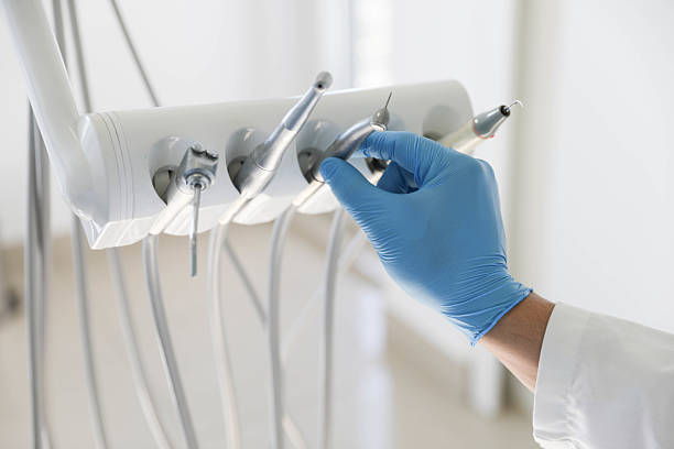 Professional Teeth Whitening technician working in New London, IA